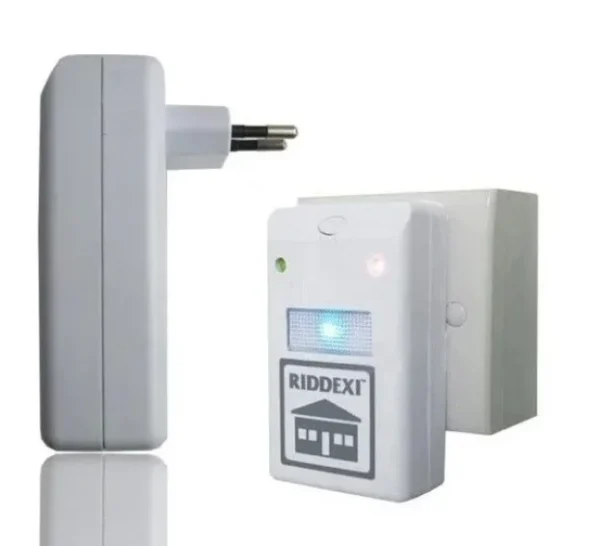 Slika dva Riddex rasterivača štetočina, efikasna zaštita za dom do 200m².