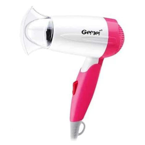 Snažan Gemei fen za kosu GM-1701 sa 1200W snagom za brzo sušenje.