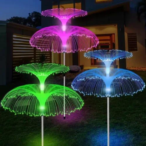 Set od dve solarne lampe palmice za dekoraciju bašte i dvorišta.